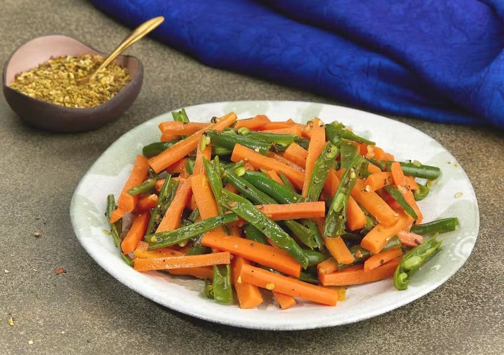 Bombay Shake Black Pepper Mapled Carrots & Green Beans